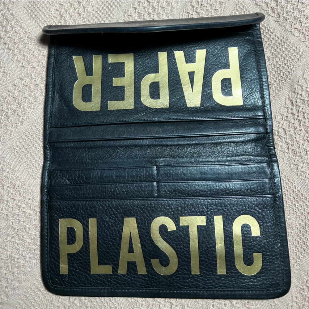 Super fun wallet! Retired Style.